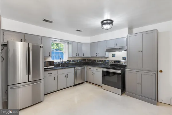 $475,000 | 6417 Otis Street, Landover, MD 20785