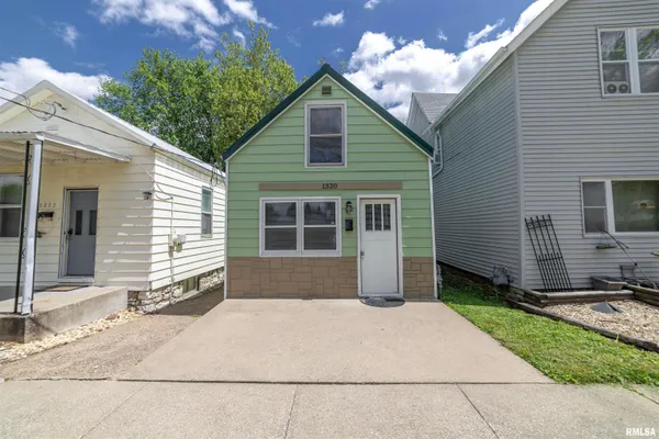 $69,900 | 1320 North 11th Street, Quincy, IL 62301