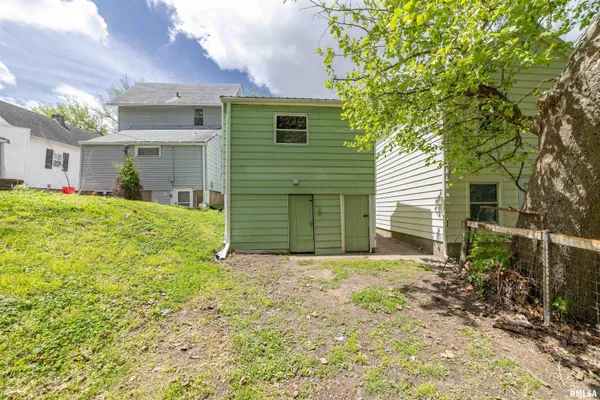 $69,900 | 1320 North 11th Street, Quincy, IL 62301