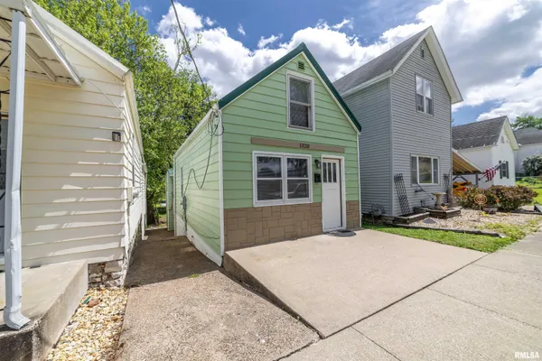 $69,900 | 1320 North 11th Street, Quincy, IL 62301