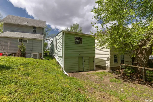 $69,900 | 1320 North 11th Street, Quincy, IL 62301