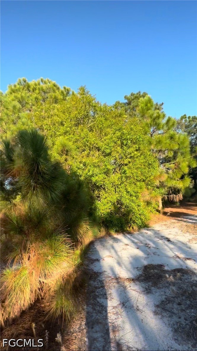 360 North Quebrada Street Clewiston, FL 33440 - Photo 7 of 9 a view of a lake view