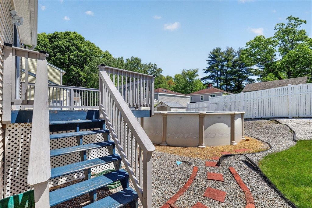 3 Oakleaf Circle Worcester, MA 01603 - Photo 28 of 32