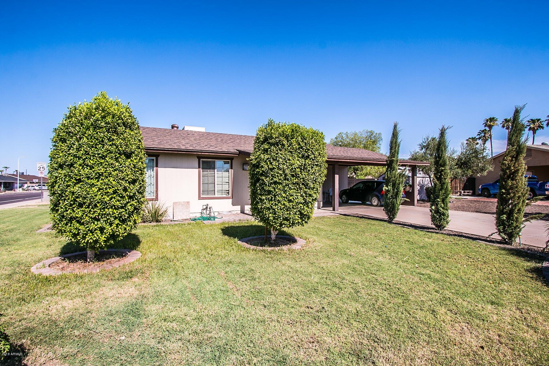 4601 East Vineyard Road Phoenix, AZ 85042 - Photo 3 of 26 Front 3