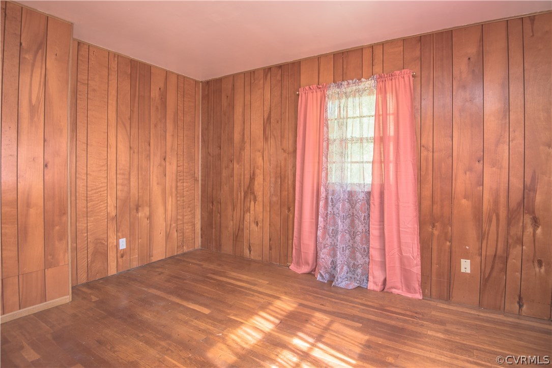 969 Greys Point Road Topping, VA 23169 - Photo 32 of 42 Gallery Image 32