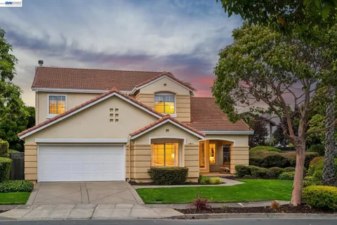 $2,095,000 | 367 Creedon Circle, Alameda, CA 94502
