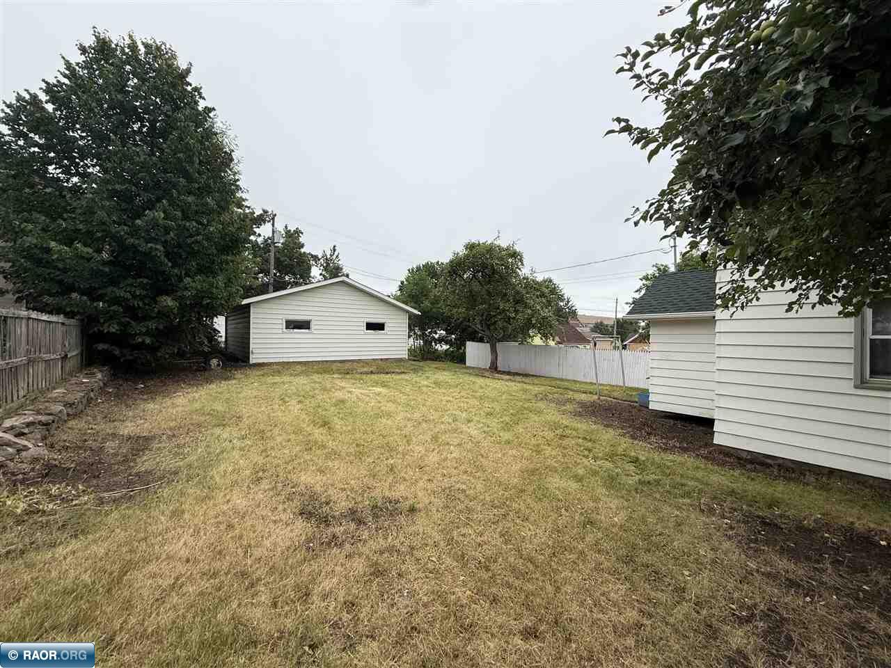 406 6th Street Southwest Chisholm, MN 55719 - Photo 5 of 27 Gallery Image 5
