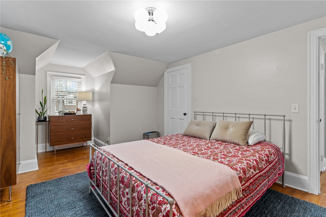 31 Intervale Road Cranston, RI 02910 - Photo 23 of 43