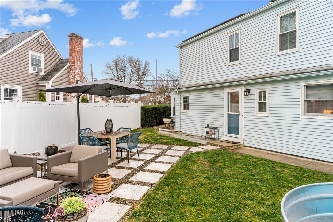 31 Intervale Road Cranston, RI 02910 - Photo 37 of 43