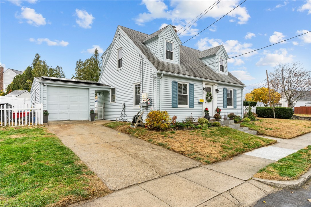 31 Intervale Road Cranston, RI 02910 - Photo 39 of 43