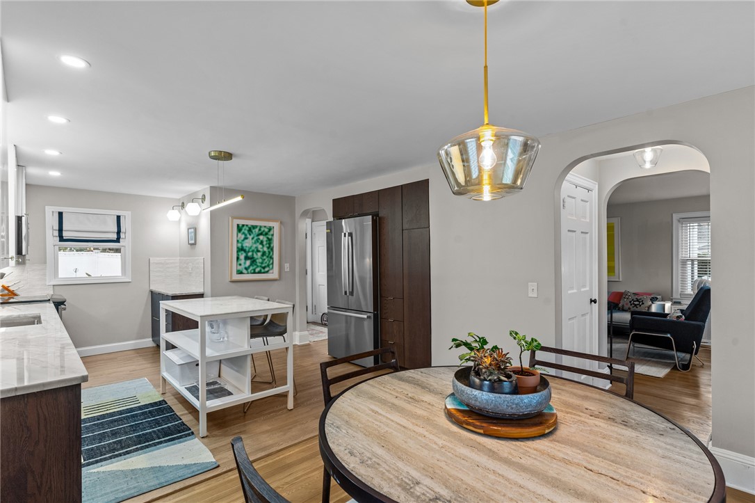 31 Intervale Road Cranston, RI 02910 - Photo 9 of 43