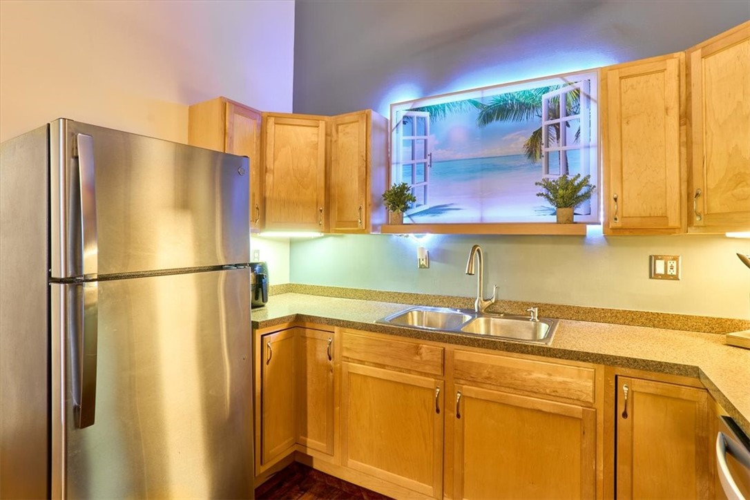 63 Blakeley Street, Unit 110 Woonsocket, RI 02895 - Photo 11 of 28