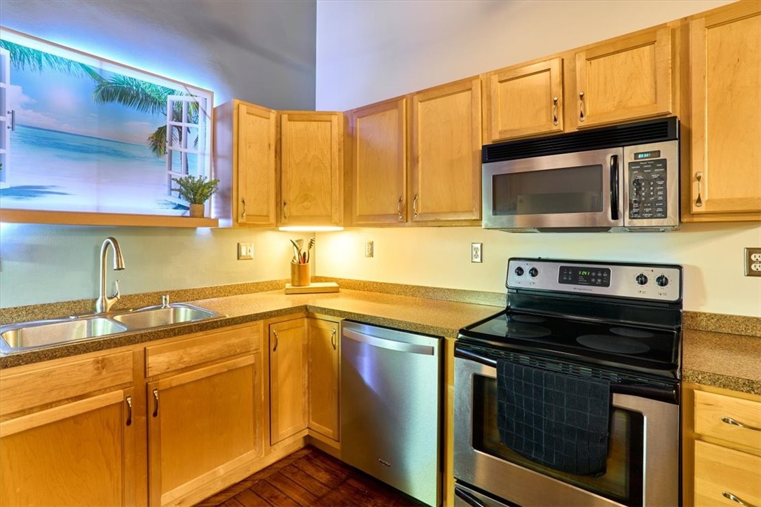 63 Blakeley Street, Unit 110 Woonsocket, RI 02895 - Photo 10 of 28