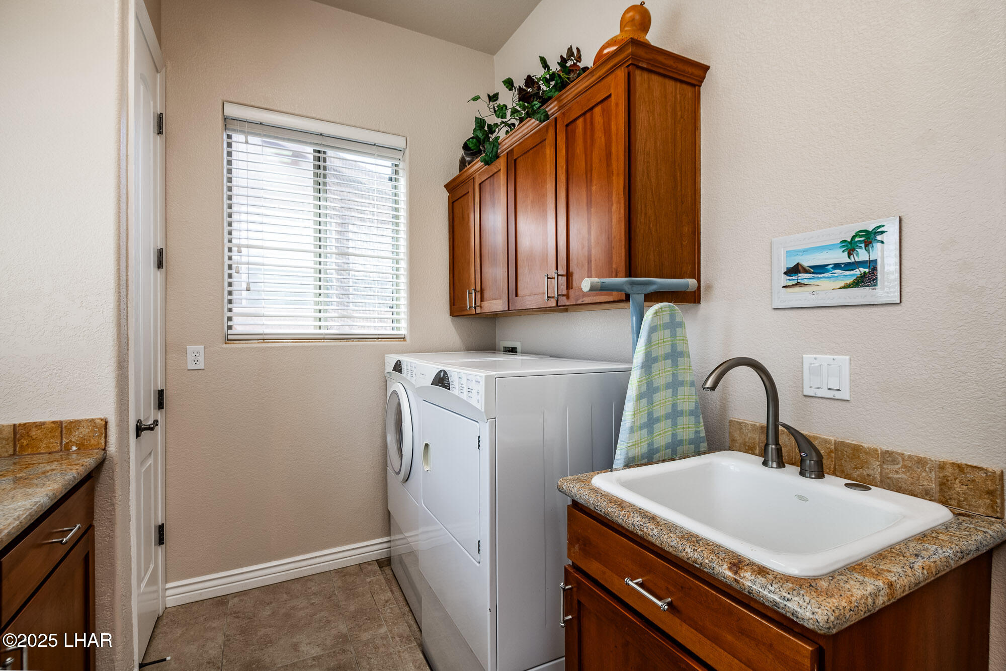 9967 Dike Road Mohave Valley, AZ 86440 - Photo 32 of 110 Laundry/Utility room