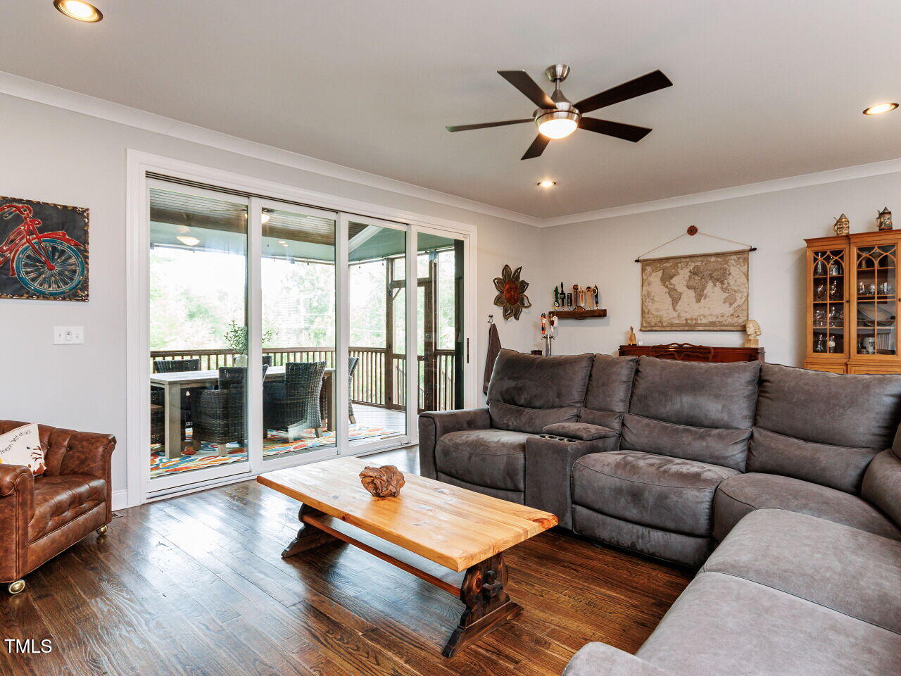 802 Lynn Road Durham, NC 27703 - Photo 15 of 41 012-1280x960-living-room