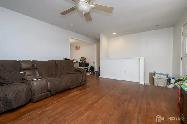 $580,000 | 384 Cook Road, Jackson, NJ 08527