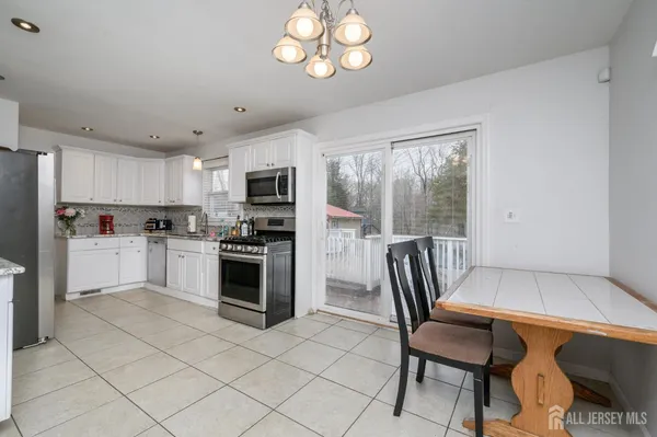 $580,000 | 384 Cook Road, Jackson, NJ 08527