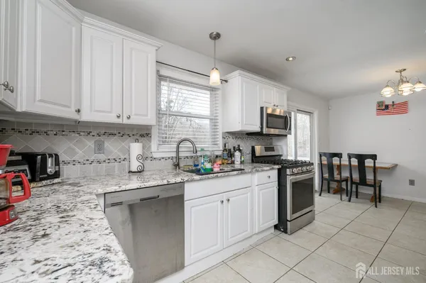 $580,000 | 384 Cook Road, Jackson, NJ 08527