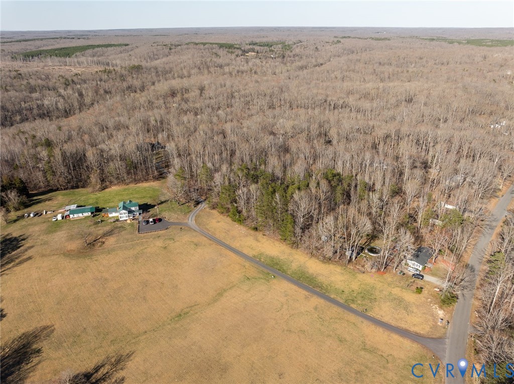 4 Dillard Road Fredericksburg, VA 22407 - Photo 5 of 31 a view of a yard
