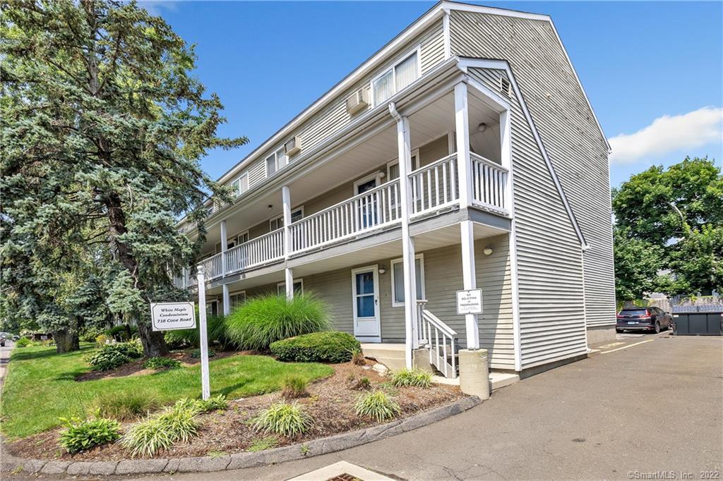 718 Cove Road, Unit 4 Stamford, CT 06902 - Photo 1 of 1