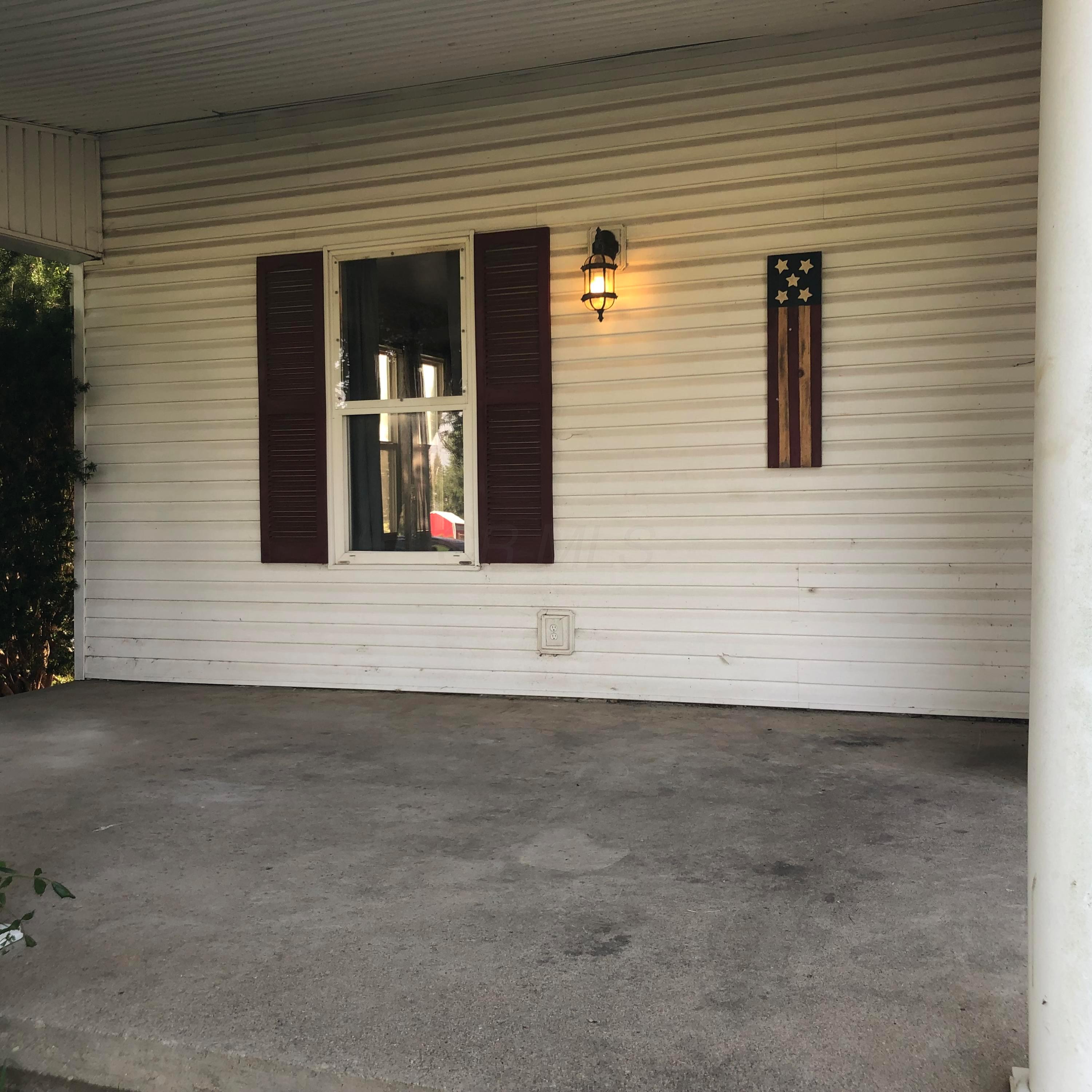 10875 Peters Road Southwest Amanda, OH 43102 - Photo 3 of 31