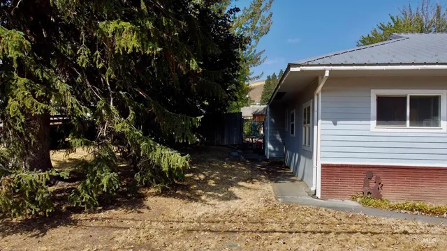 $224,900 | 2395 Villard Street, Pomeroy, WA 99347