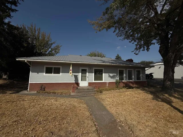 $224,800 | 2395 Villard Street, Pomeroy, WA 99347