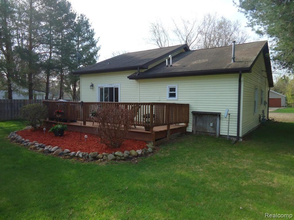 7169 Cedar Road Lexington, MI 48450 - Photo 2 of 10