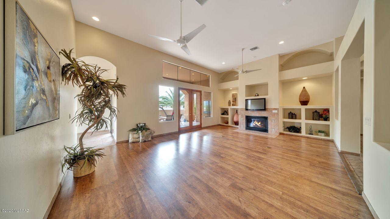 975 West Silver Spring Place Tucson, AZ 85755 - Photo 7 of 38