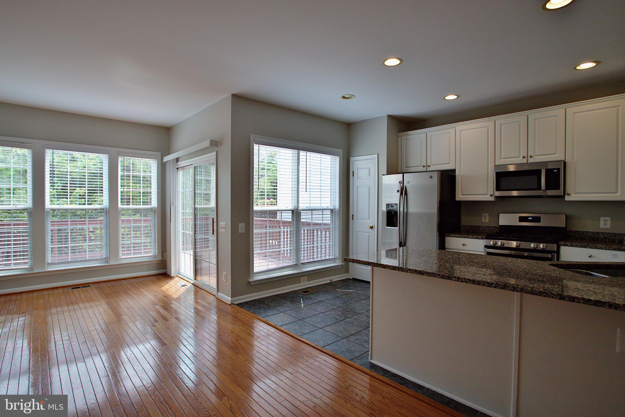 8239 Singleleaf Lane Lorton, VA 22079 - Photo 11 of 48