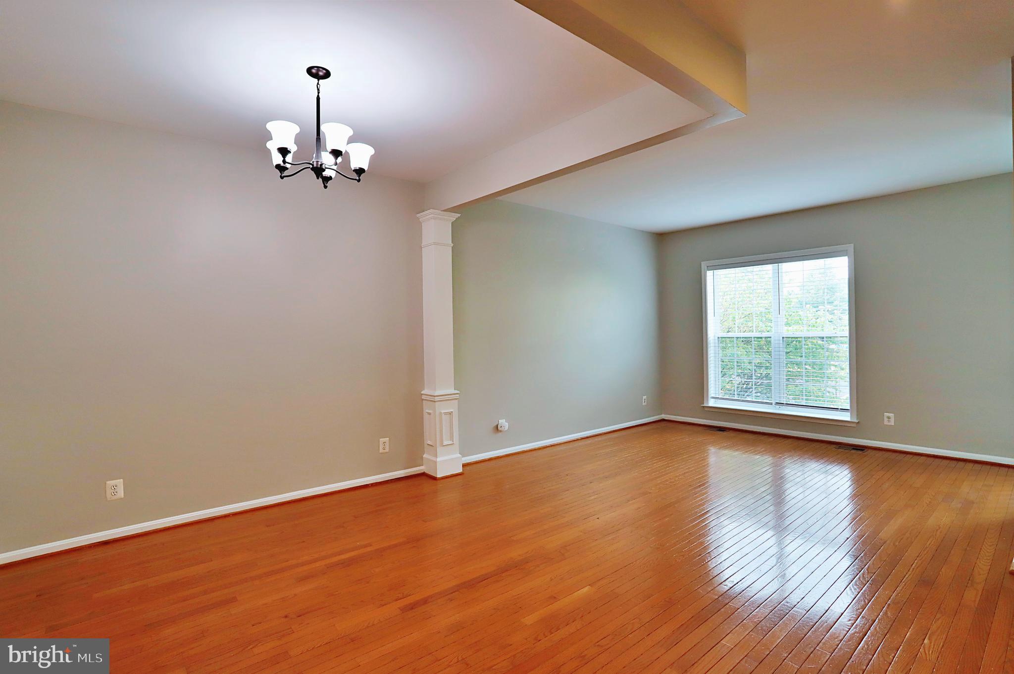 8239 Singleleaf Lane Lorton, VA 22079 - Photo 16 of 48