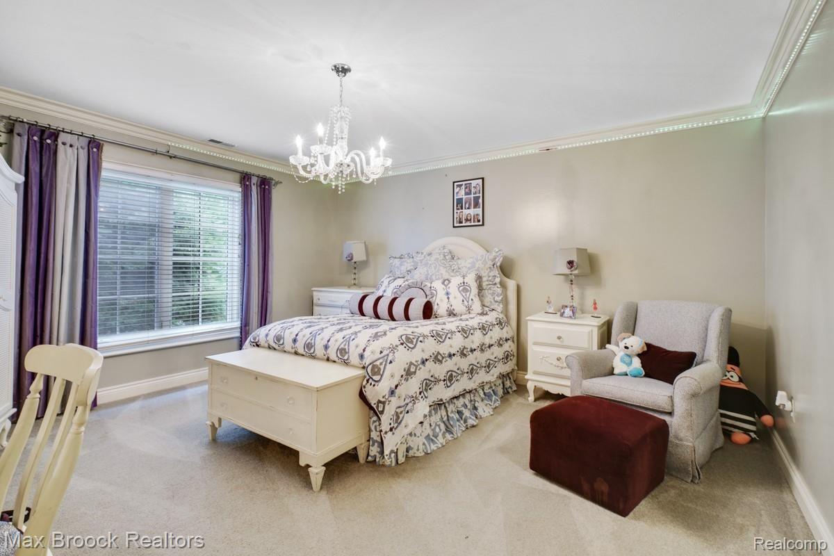 372 Barden Road Bloomfield Hills, MI 48304 - Photo 38 of 52 dsc07653-dsc07655.jpg