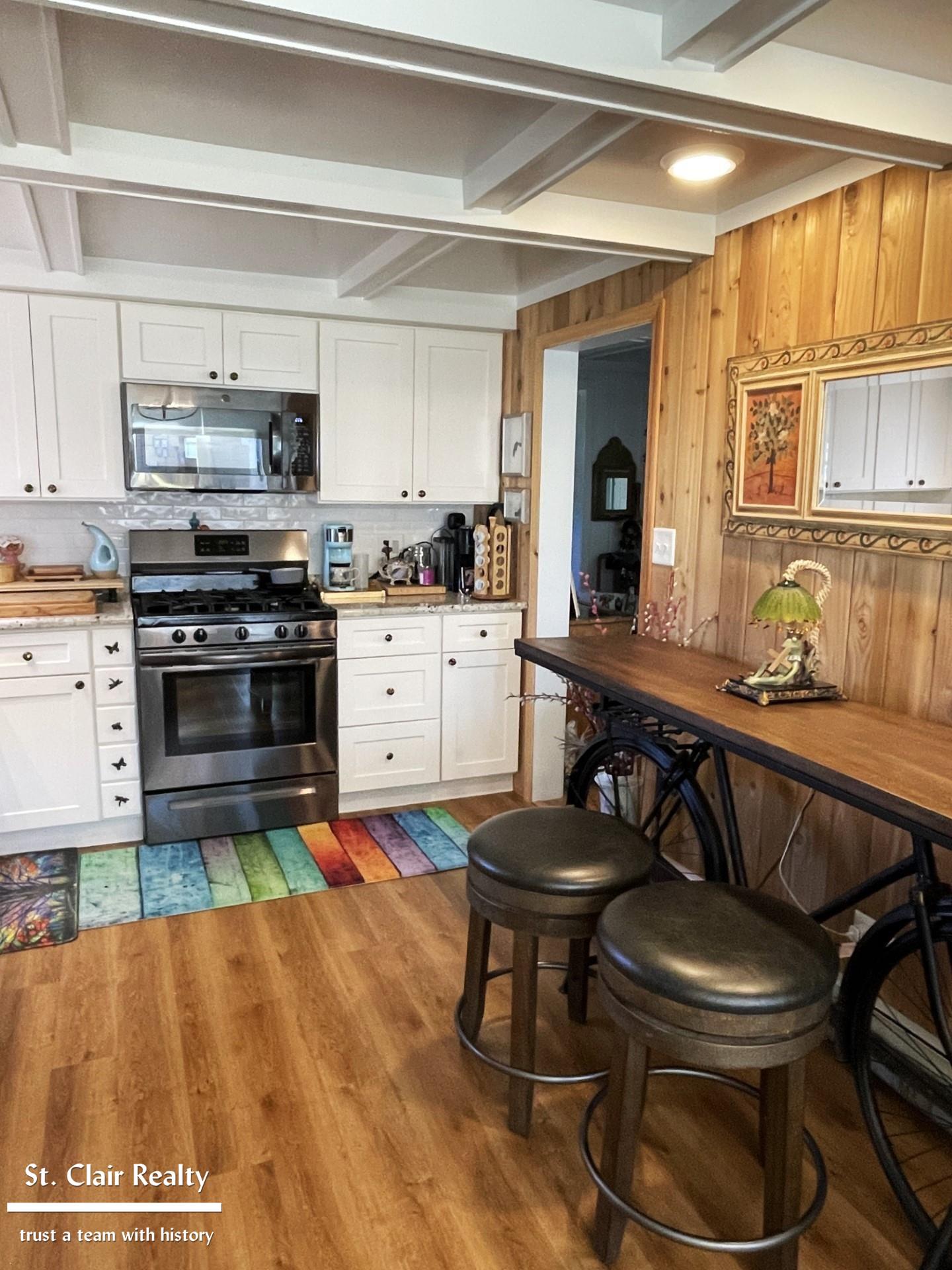 7463 Maplewood Road Lexington, MI 48450 - Photo 6 of 25 50133474-38dd49b5-5437-4459-b277-c4f0c8bf838f.JPG