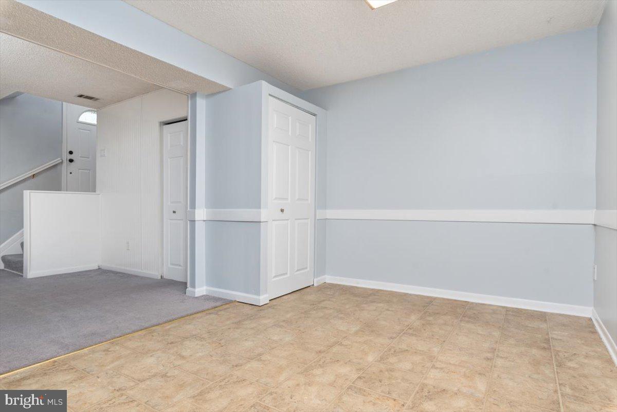 1069 Kings Road Pasadena, MD 21122 - Photo 12 of 32 Gallery Image 12