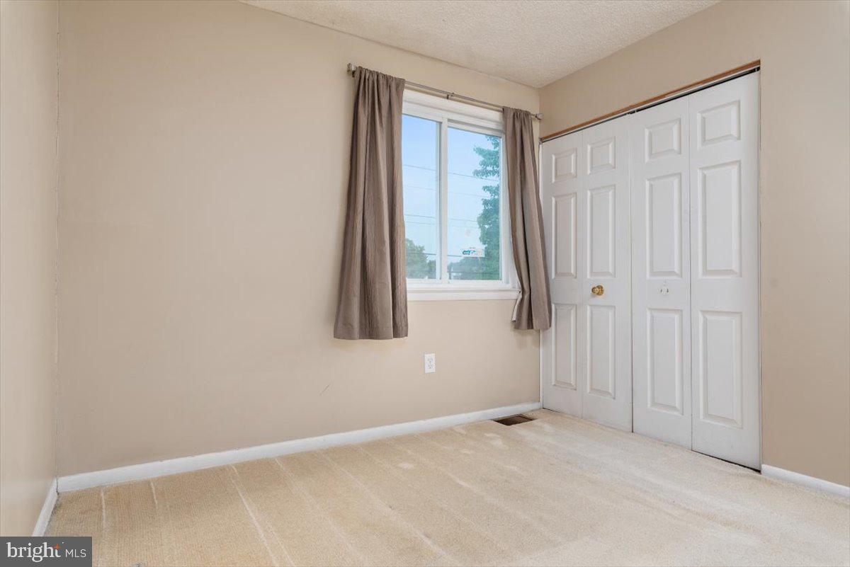 1069 Kings Road Pasadena, MD 21122 - Photo 27 of 32 Gallery Image 27