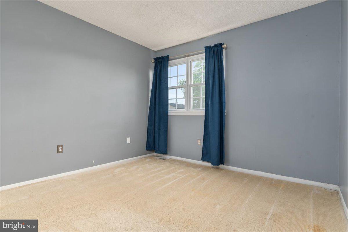 1069 Kings Road Pasadena, MD 21122 - Photo 32 of 32 Gallery Image 32