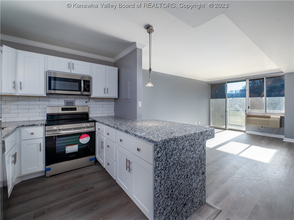 1800 Roundhill Road, Unit 706 Charleston, WV 25314 - Photo 7 of 34 Gallery Image 7