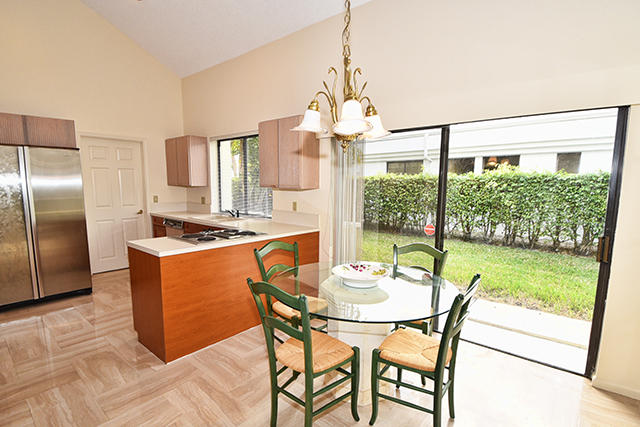 7233 Gateside Drive Boca Raton, FL 33496 - Photo 9 of 24 9_DSC_0556 copy