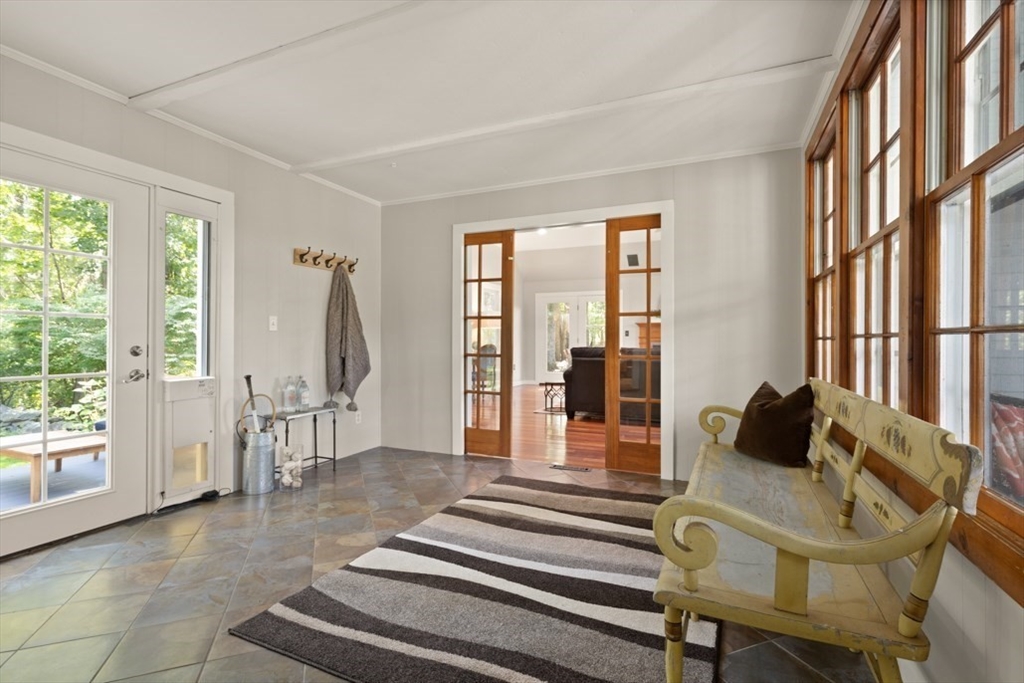 6 R County Road Andover, MA 01810 - Photo 4 of 34