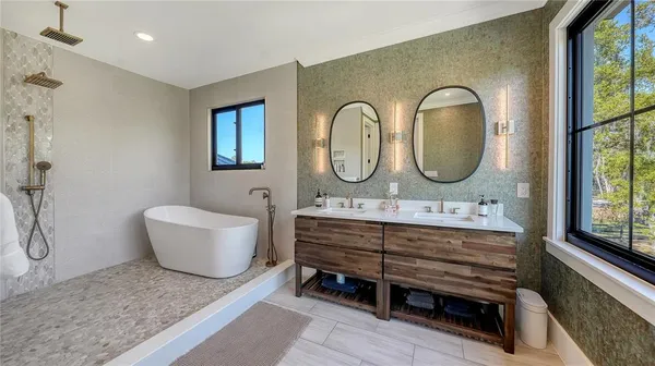 $2,950,000 | 7022 Saddle Creek Circle, Sarasota, FL 34241