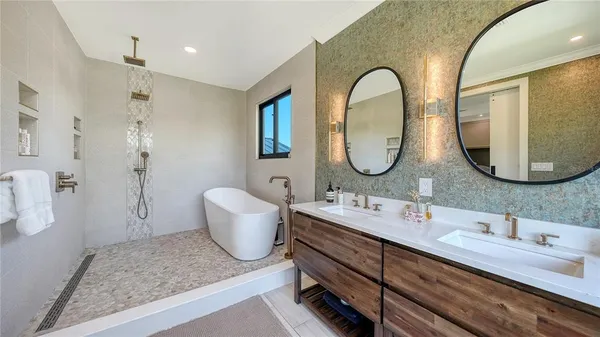 $2,950,000 | 7022 Saddle Creek Circle, Sarasota, FL 34241