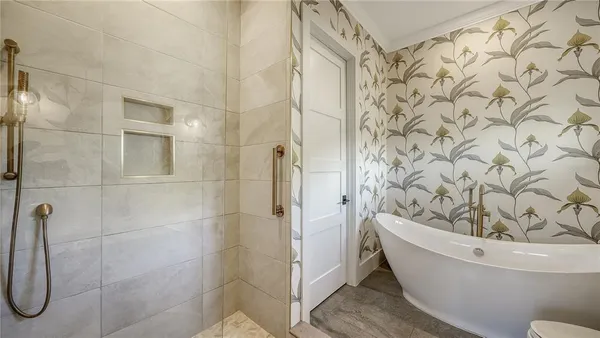 $2,950,000 | 7022 Saddle Creek Circle, Sarasota, FL 34241