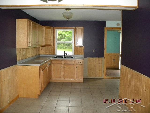 15846 Niblok Road Chesaning, MI 48616 - Photo 7 of 12 31298683-6.JPG