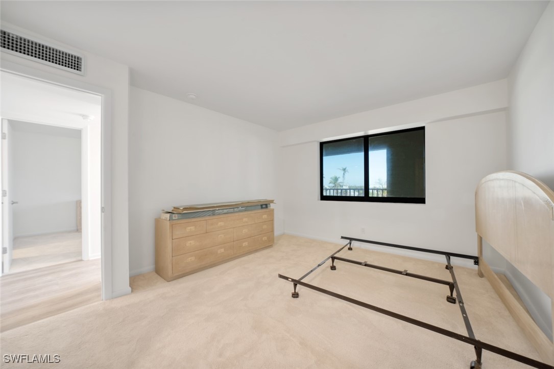 Undisclosed Address Sanibel, FL 33957 - Photo 20 of 30 a living room with furniture