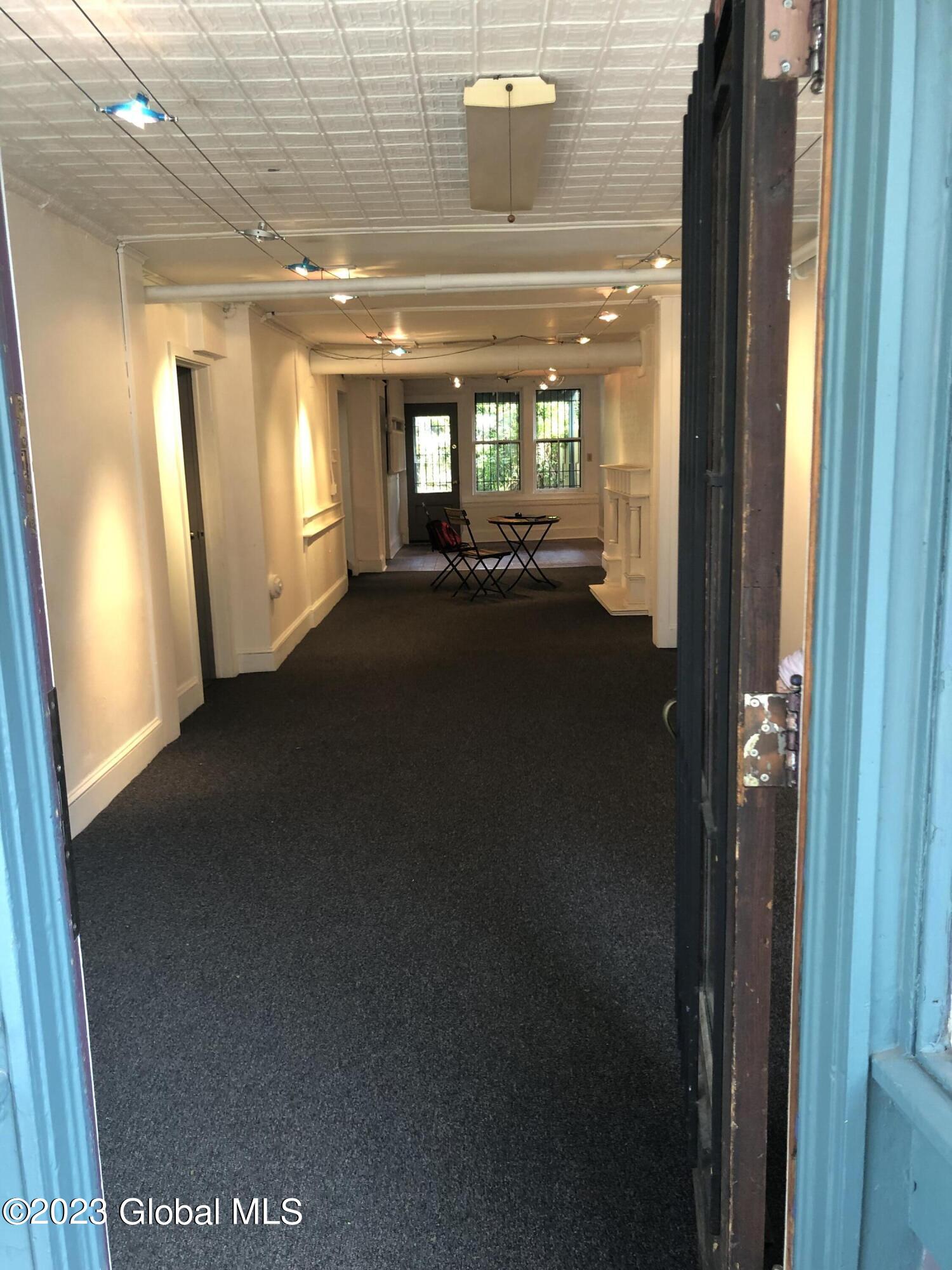 292 Lark Street Albany, NY 12210 - Photo 6 of 38 6