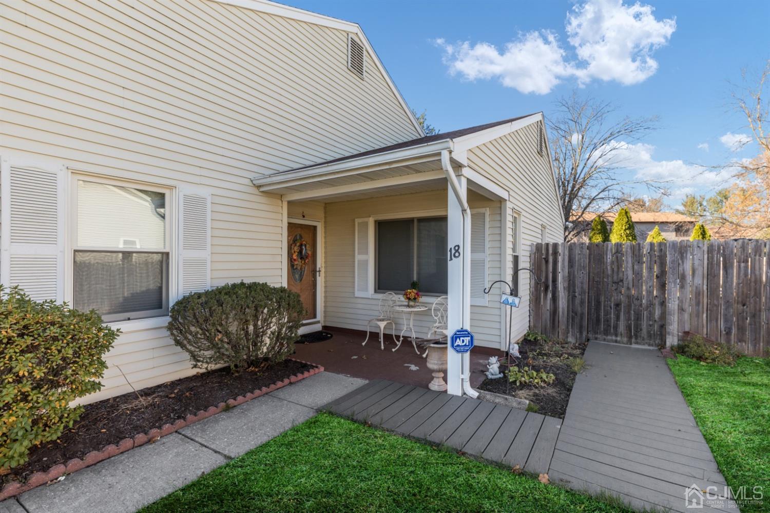 18 Woodbury Road Edison, NJ 08820 - Photo 3 of 23 Gallery Image 3