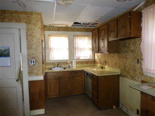 91 Menotomy Road Arlington, MA 02476 - Photo 7 of 14 Gallery Image 7