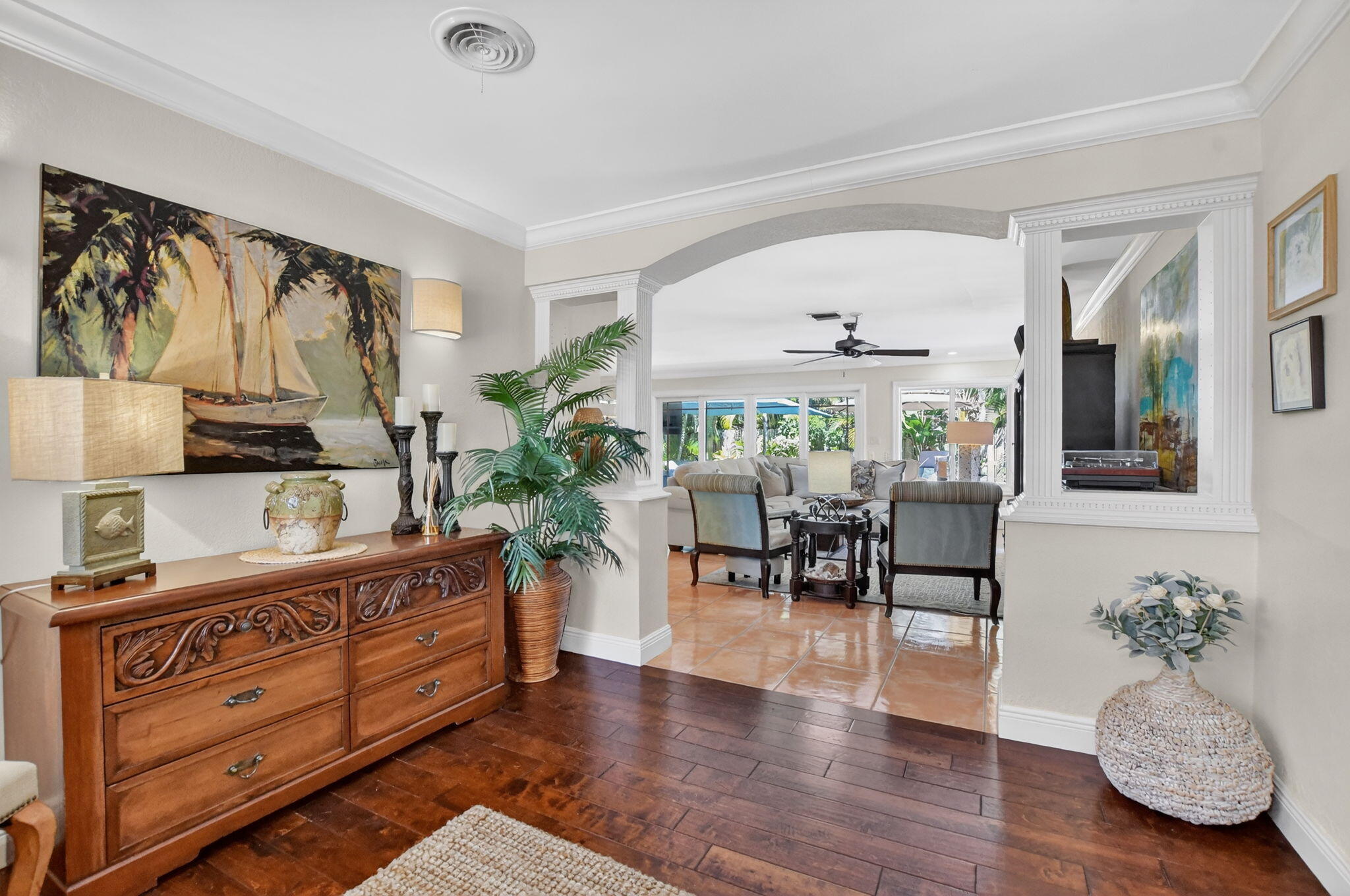 Foyer/Entryway