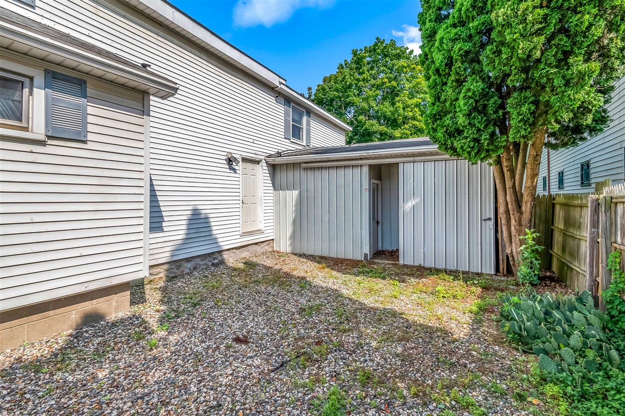 118 West Chicago Road Allen, MI 49227 - Photo 4 of 51 Gallery Image 4