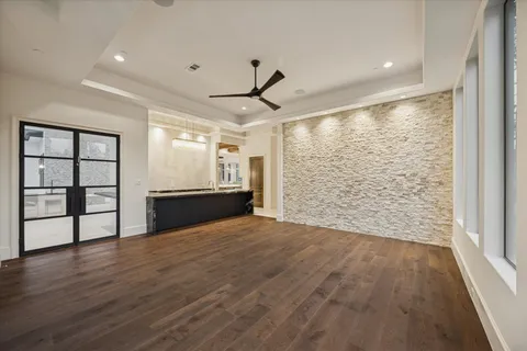 $6,800,000 | 318 Knipp Road, Houston, TX 77024